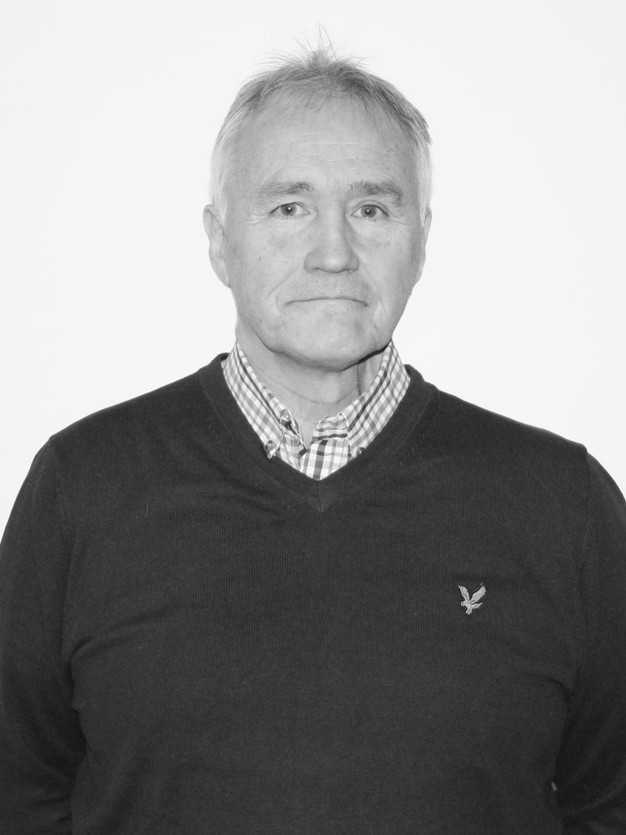 Derek Peters - Director